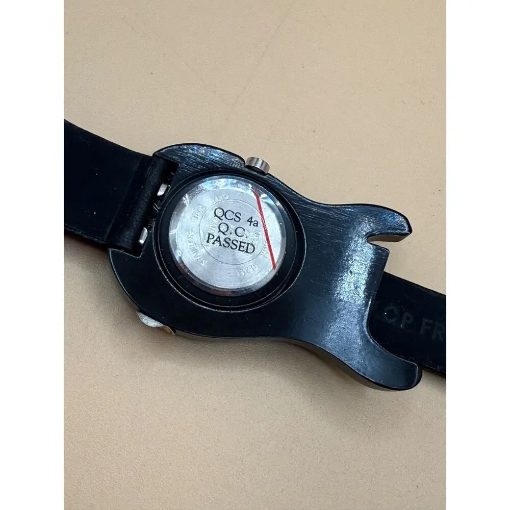 ZX Original 2001 Guitar Shaped Quartz Watch Case Black Silver Novelty Untested